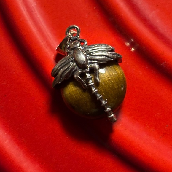 🍃 Sterling Dragonfly & Tiger Eye Pendant 🌱 - Picture 10 of 10